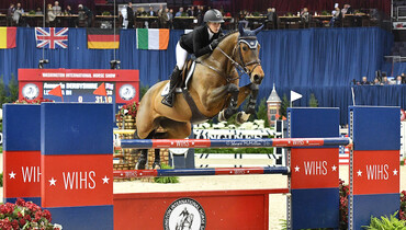 Derbyshire dashes to victory in International Speed Final at Washington International Horse Show