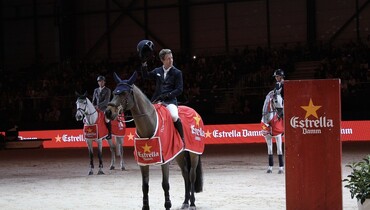 Maikel van der Vleuten takes the Estrella Damm Trophy in Madrid
