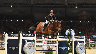 Steve Guerdat saves the best till last in the Longines Christmas Cracker at Olympia