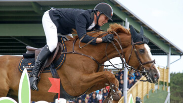 Pender and Will take Longines Grand Prix qualifiers in Abu Dhabi