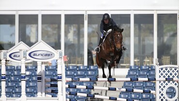 Meredith Michaels-Beerbaum and Daisy win $35,000 Suncast® 1.50m Championship Jumper Classic