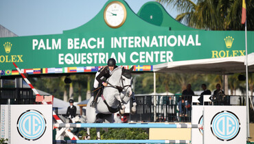 Kristen Vanderveen and Bull Run's Faustino de Tili win Douglas Ellian 1,45m at the 2017 WEF