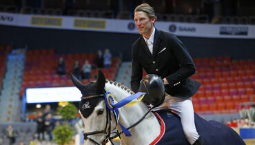 Staut and Lynch on top on the opening day in Gothenburg