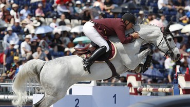 Roger-Yves Bost and Pegase du Murier soar to win CSI5* BMW Trophy in Shanghai