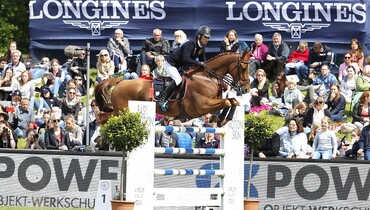 Denis Lynch wins Mercedes-Benz Championat of Hamburg