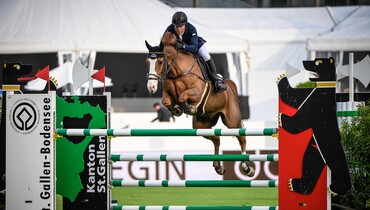 Michael Whitaker steals Thursday’s biggest win in St. Gallen