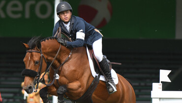 Farrington flies to the finish with Gazelle in the ATB Financial Cup at Spruce Meadows