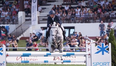 Kamil Grzelczyk on top on opening day of CSI4* Poznan
