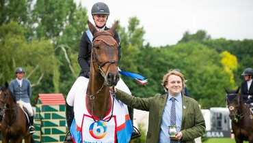 Holly Smith bounces back from break to win at Hickstead