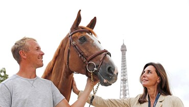 Adieu for Mic Mac du Tillard in Paris
