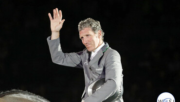Bad fall for Ludger Beerbaum at Jumping Mechelen