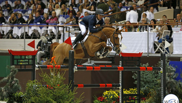 Kent Farrington continues as world no. one