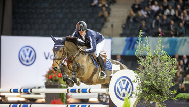 The first car at Sweden International Horse Show goes to Peder Fredricson and H&M All In