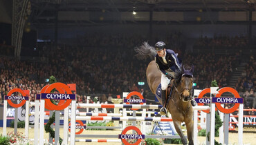 Spanish and Swedish duos on top as five-star jumping kicks off at Olympia