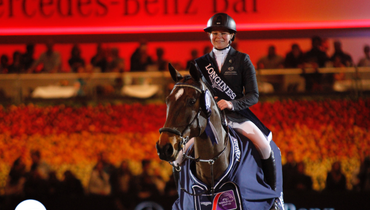 Stephanie Holmén with sensational Longines FEI World Cup win in Zürich