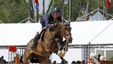 Luca Maria Moneta makes it a double on the opening day of CSIO5* Abu Dhabi