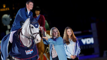Daniel Deusser and Cornet D'Amour win VDL Groep Prize at The Dutch Masters