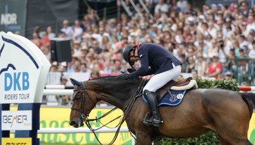 Matthew Sampson wins the prestigious Hamburg Derby