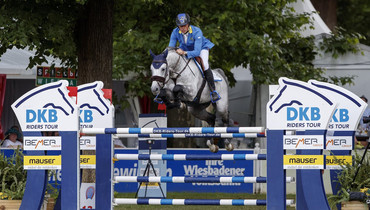 Christian Ahlmann and Clintrexo Z win the DKB-Riders Tour Grand Prix of Wiesbaden