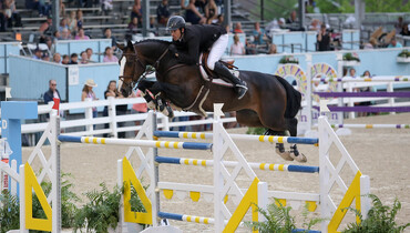 Andrew Kocher wins Idle Dice Open Jumper Stake at Devon Horse Show