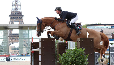 Ben Maher, first winner in Paris... with a borrowed horse!