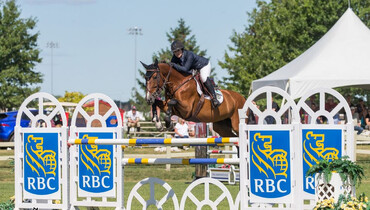 Karen Sparks opens Ottawa International Horse Show with a win