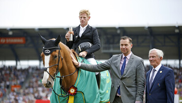 Marcus Ehning awarded as best jumping athlete at CHIO Aachen