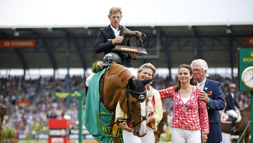 The Halla Challenge Trophy to Pret A Tout at CHIO Aachen