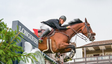 Kevin Jochems pilots Captain Cooper to King’s success