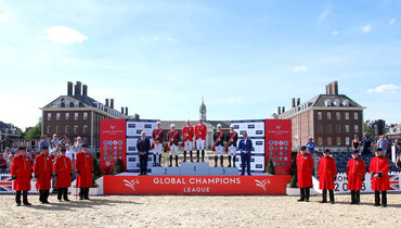 Knights reign supreme and stretch lead after GCL London show stopper