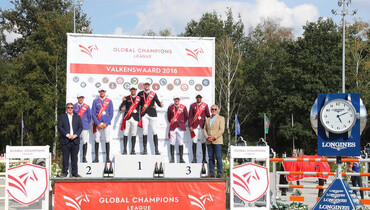 Gladiators victorious as United close in on Knights