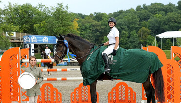 Margie Engle soars to a blue ribbon finish in the HITS Jumper Classic