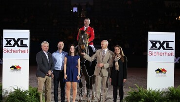 Billy Twomey and Pius Schwizer with opening wins in Stuttgart