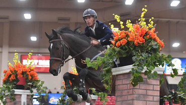 Richard Spooner and Arthos R are victorious in the first FEI class of CSI4*-W The Las Vegas National