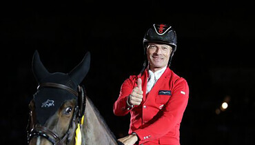 Pius Schwizer continues his winning streak in Stuttgart