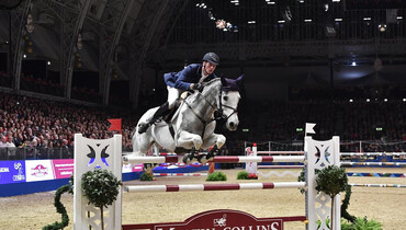 Daniel Deusser wins the The Martin Collins Enterprises Christmas Tree Stakes at Olympia