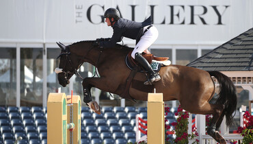 Darragh Kenny returns full throttle to repeat victory in the Douglas Elliman Real Estate Class