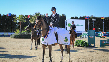 Dermott Lennon wins the small Grand Prix at Sunshine tour