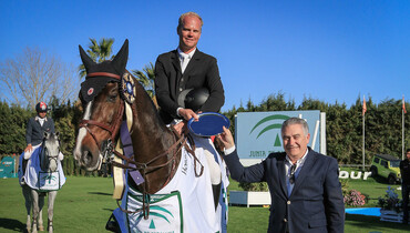 Jérôme Guery wins the CSI3* Grand Prix at the Sunshine Tour