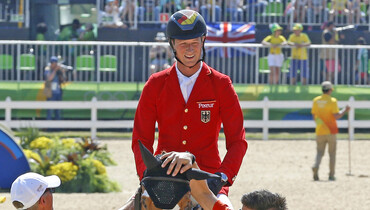 Daniel Deusser considers return to the German showjumping team