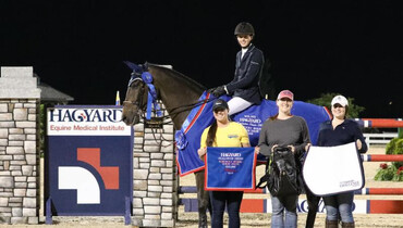 Brian Moggre and MTM Vivre Le Reve race to win Hagyard Lexington Classic