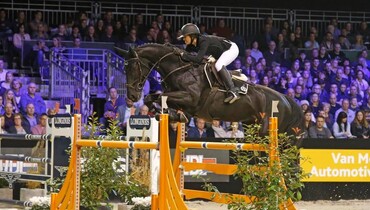 Tradition de la Roque to Lauren Fischer