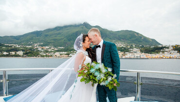 Danielle Goldstein & Alan Waldman tie the knot
