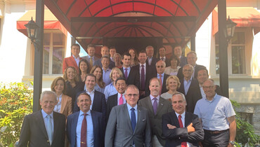 The future of jumping debated at round table session in Lausanne