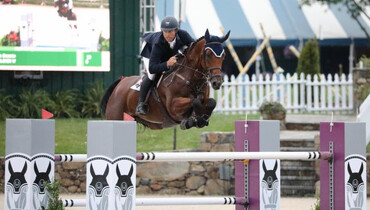 Alex Granato and Carlchen W race to win Upperville Welcome Stakes