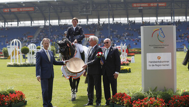 Darragh Kenny's winning streak continues as the Irish rider tops the Prize of Handwerk at CHIO Aachen