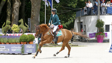 Shane Breen and Golden Hawk win the CSI4* Grand Prix qualifier in Valence