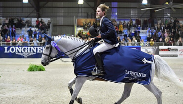 Cook skyrockets to top of NAL leaderboard with Longines victory in Sacramento