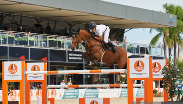 Pius Schwizer speeds to the win in the CSI2* Grand Prix presented by CHG at the Autumn MET 2019