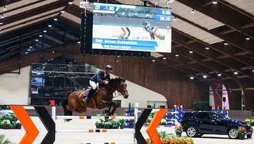 Dubbeldam wins Friday’s biggest class in Samorin with new ride